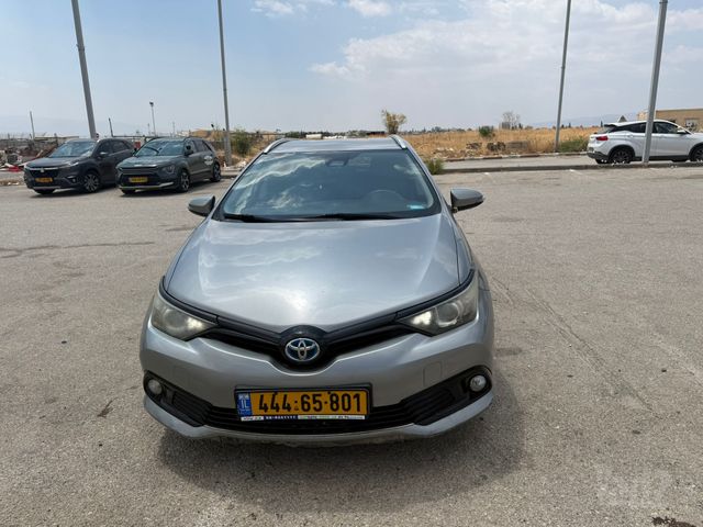 מודעת רכב טויוטה אוריס