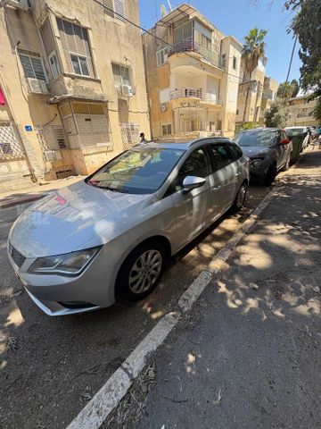 סיאט לאון