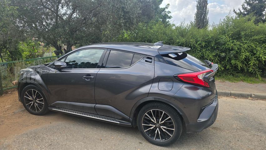 טויוטה C-HR