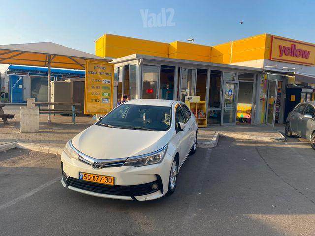 מודעת רכב טויוטה קורולה