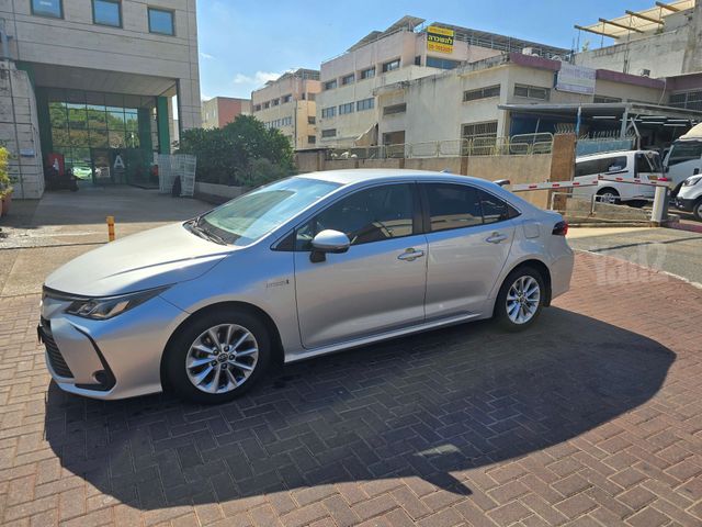 טויוטה קורולה