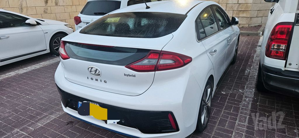 יונדאי איוניק