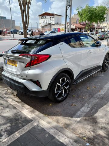 טויוטה C-HR