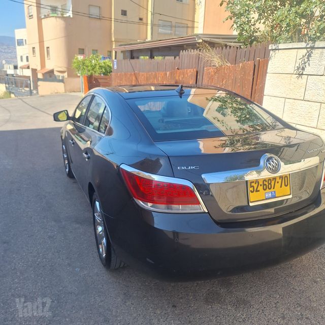 ביואיק לה-קרוס