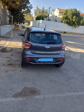 יונדאי i10