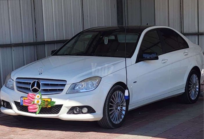 מודעת רכב מרצדס-בנץ C-class