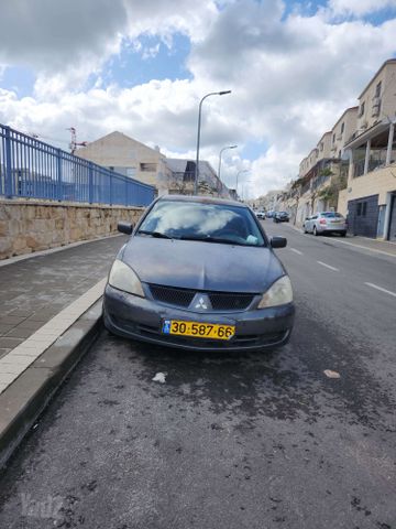 מיצובישי לנסר