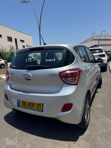 יונדאי i10