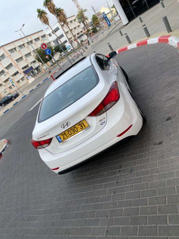 יונדאי I35