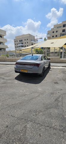 יונדאי אלנטרה