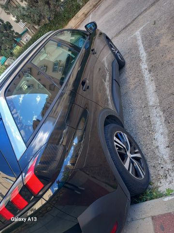פיג'ו 5008