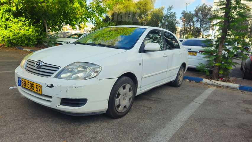 מודעת רכב טויוטה קורולה