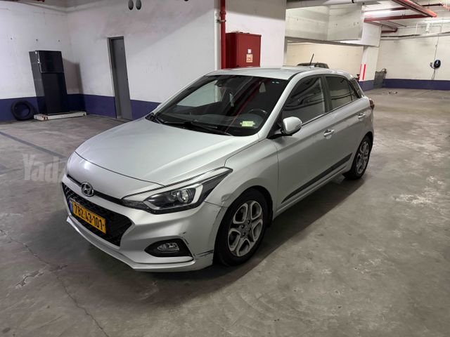 יונדאי i20