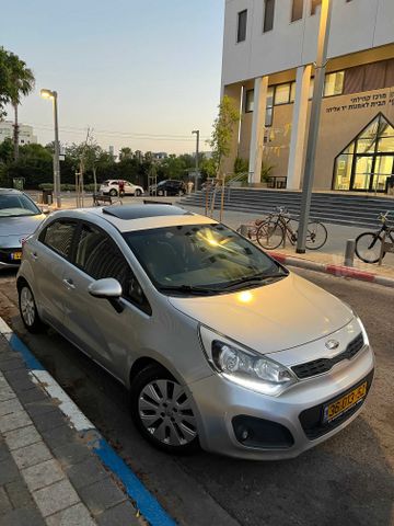 מודעת רכב קיה ריו