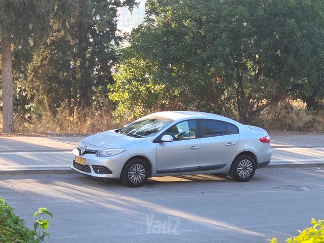רנו פלואנס