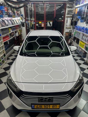 יונדאי איוניק