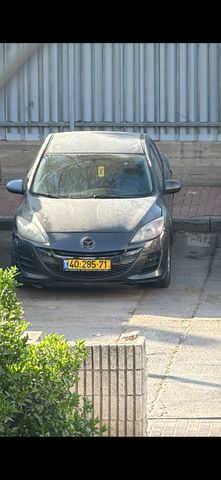 מודעת רכב מאזדה 3