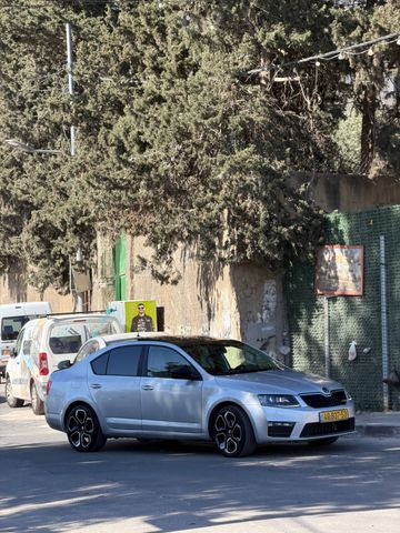 סקודה אוקטביה
