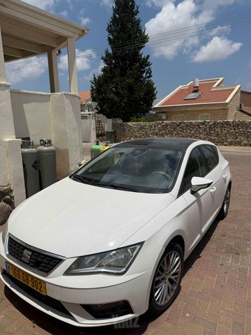 סיאט לאון