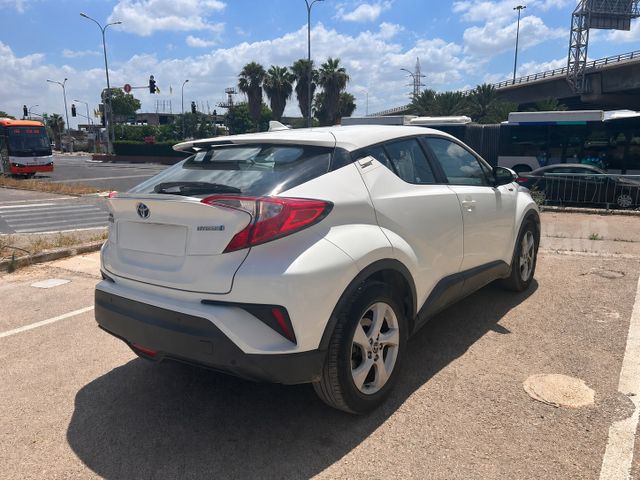 טויוטה C-HR