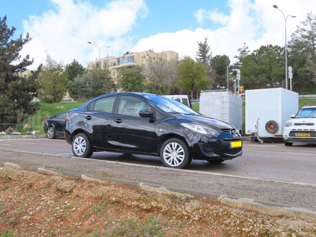 מאזדה 2