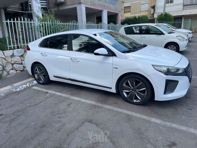 מודעת רכב יונדאי איוניק