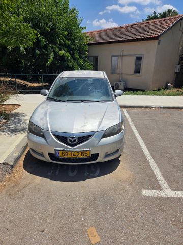 מודעת רכב מאזדה 3