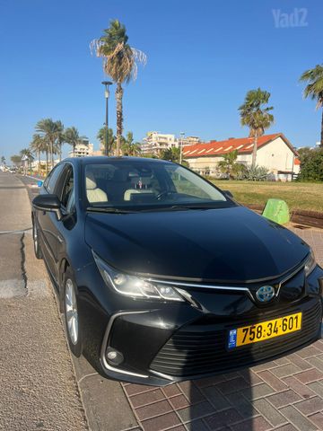 טויוטה קורולה