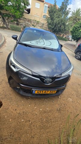 טויוטה C-HR