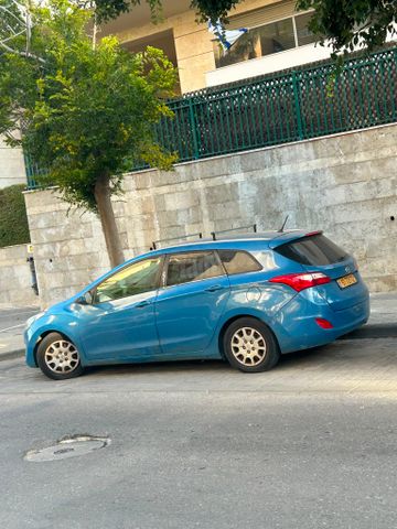 יונדאי i30