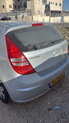 יונדאי i30