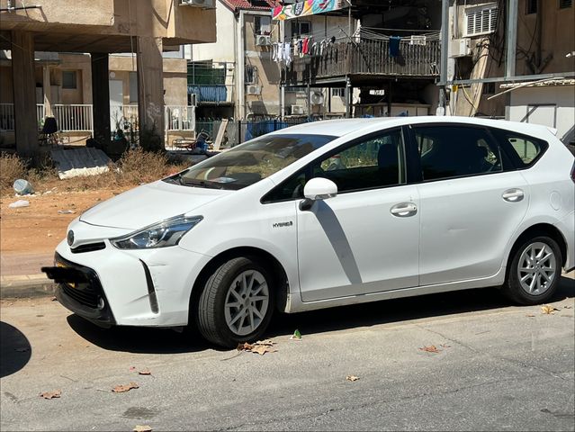 מודעת רכב טויוטה פריוס פלוס