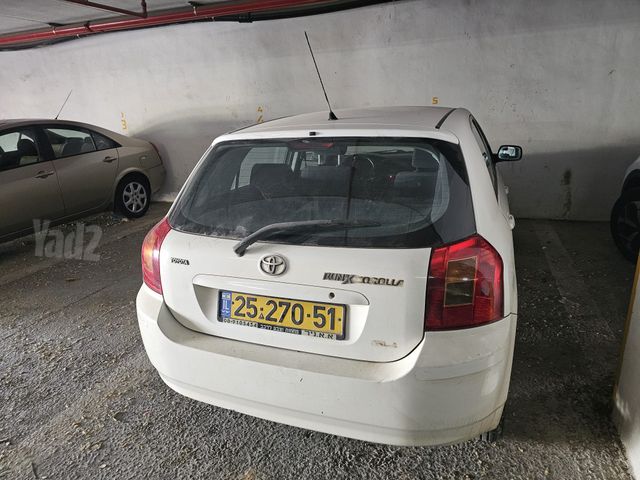 טויוטה קורולה