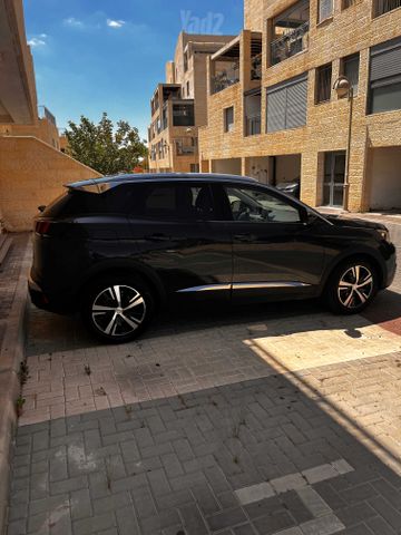 פיג'ו 3008