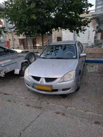 מיצובישי לנסר