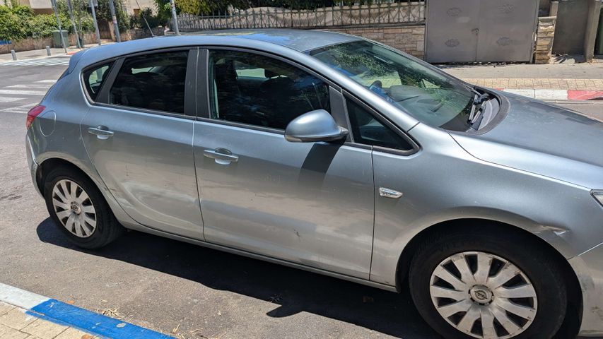 אופל אסטרה