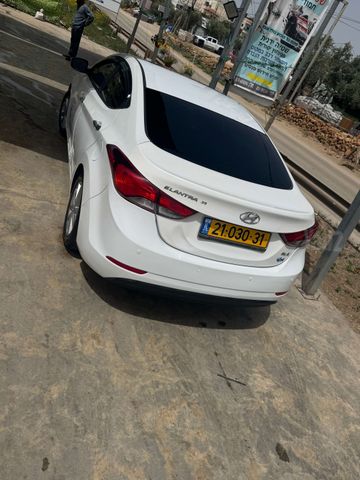 יונדאי I35