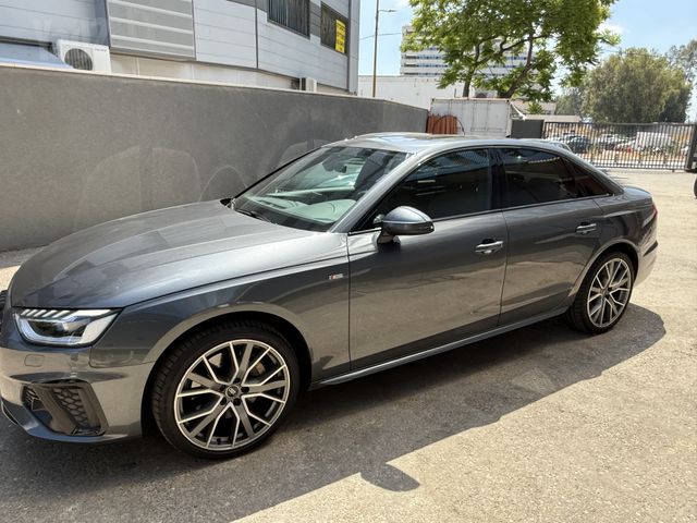 אאודי A4