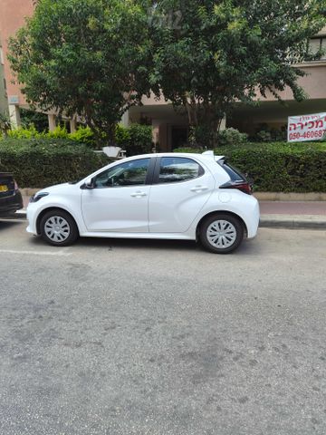 טויוטה יאריס