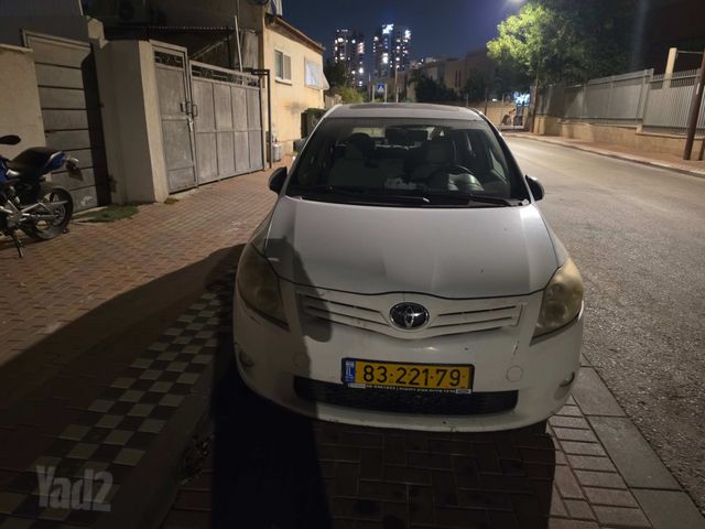 טויוטה אוריס