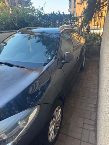 רנו מגאן