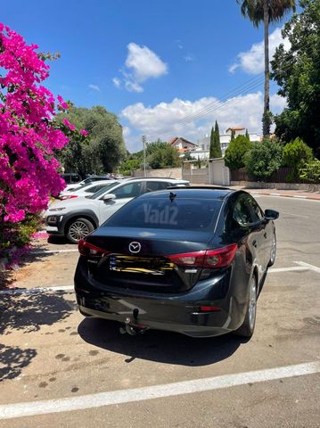 מאזדה 3