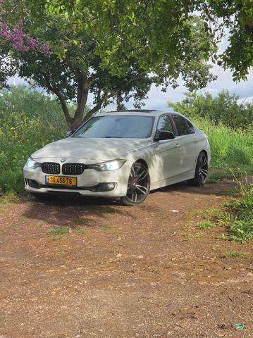 מודעת רכב ב מ וו סדרה 3