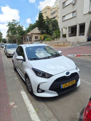 מודעת רכב טויוטה יאריס