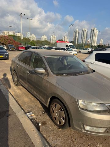 סקודה ראפיד