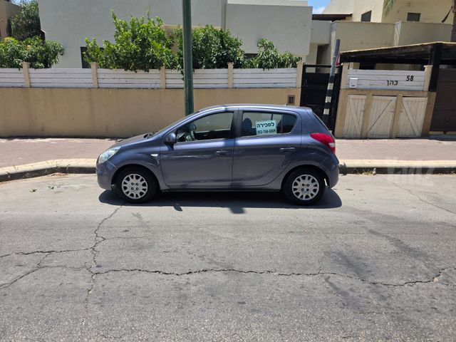 מודעת רכב יונדאי i20