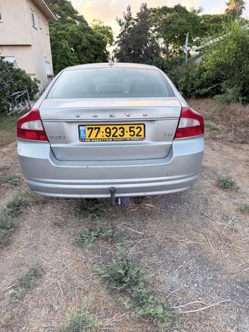 וולוו S80