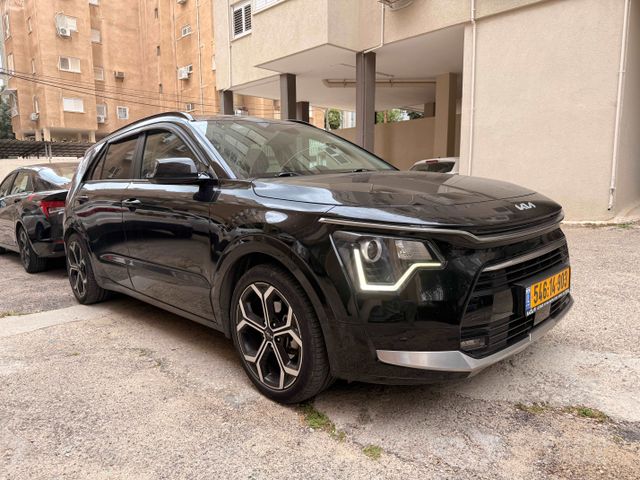 קיה נירו