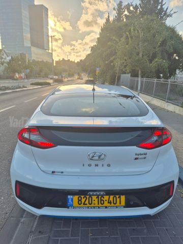 יונדאי איוניק