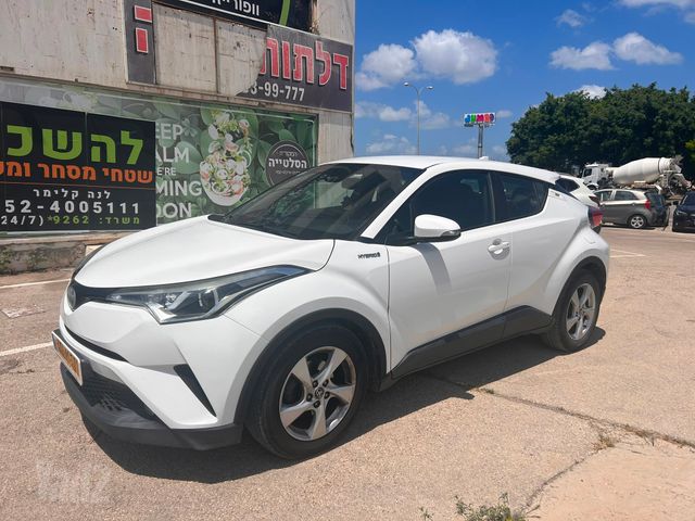 טויוטה C-HR